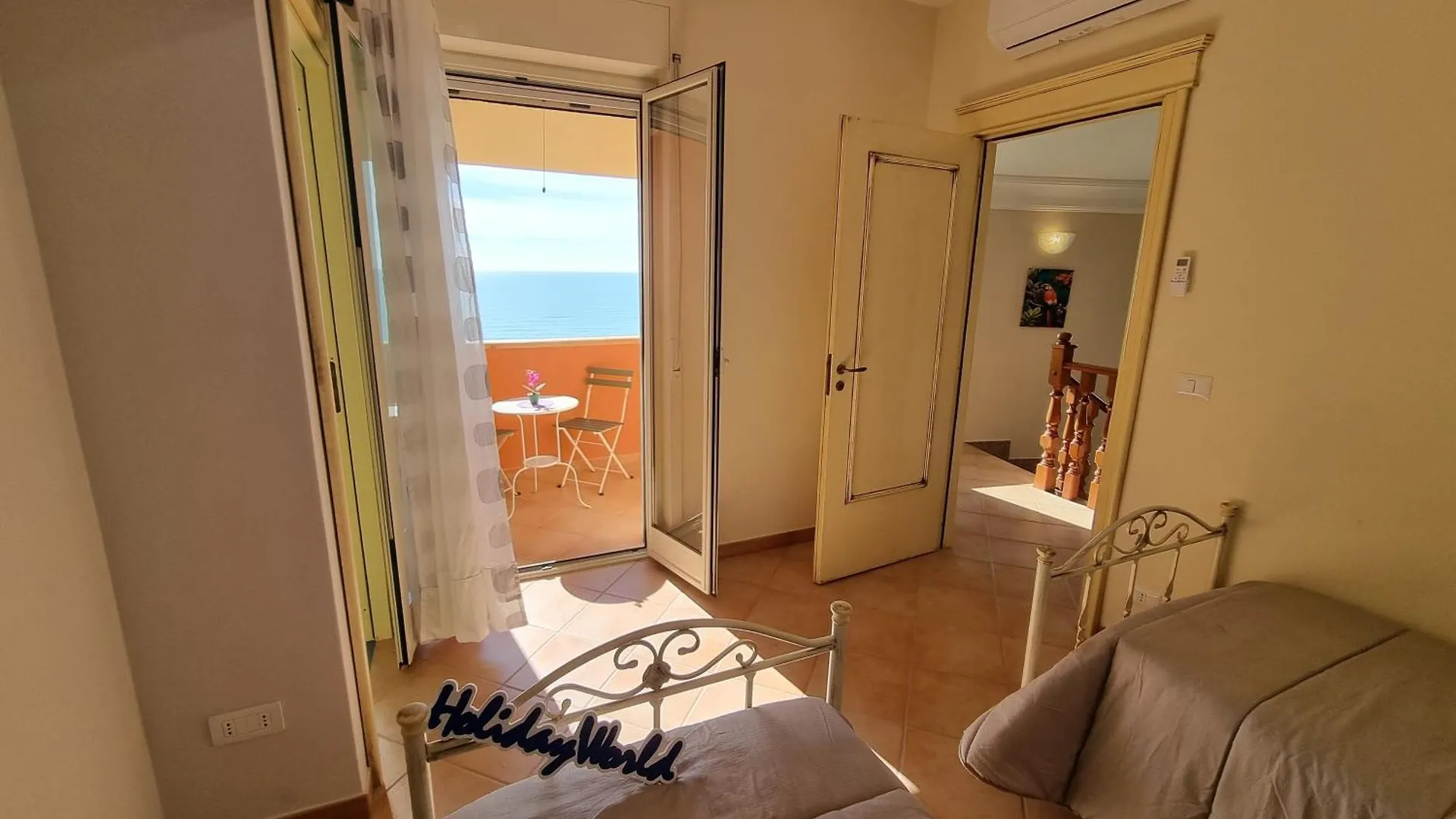 Villa Baia Smeralda By Holiday World Agrigento Italy